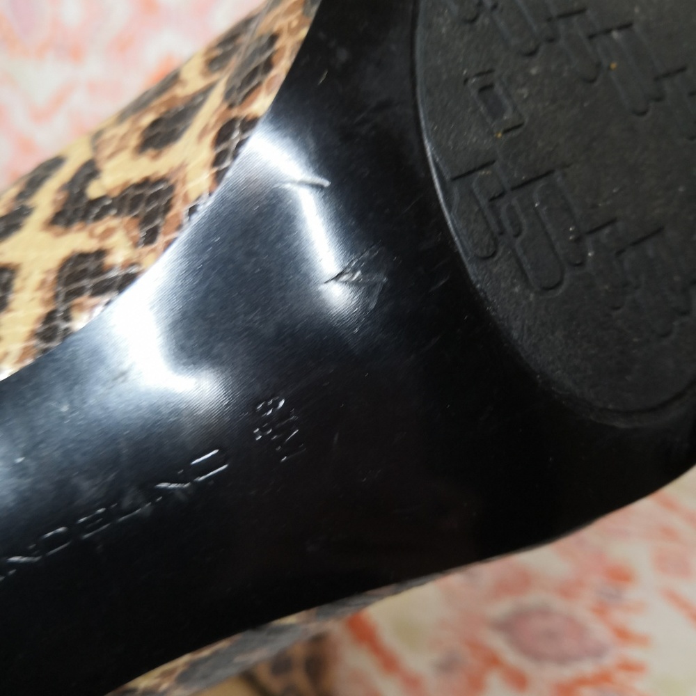 Bandolino Leopard Kitten Heel 8.5 Pointed Toe - Picture 5 of 7